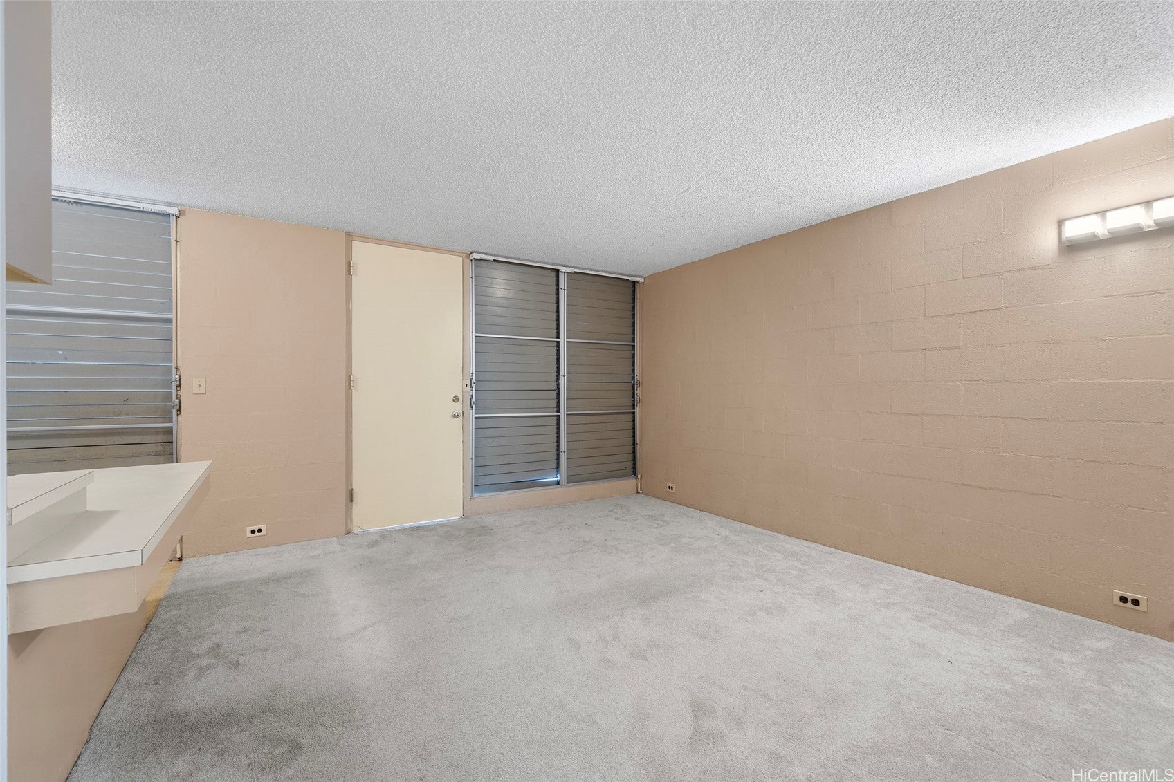 1660 Kalakaua Avenue B104