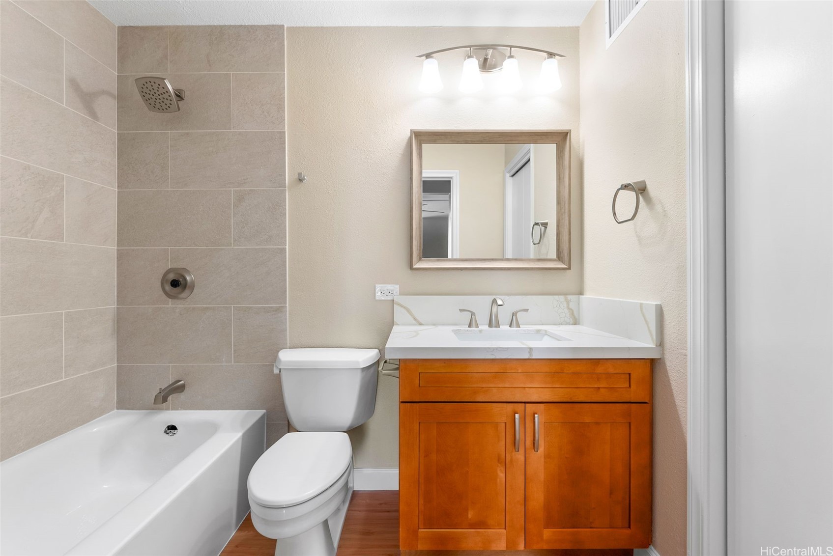 2452 Tusitala Street 1404