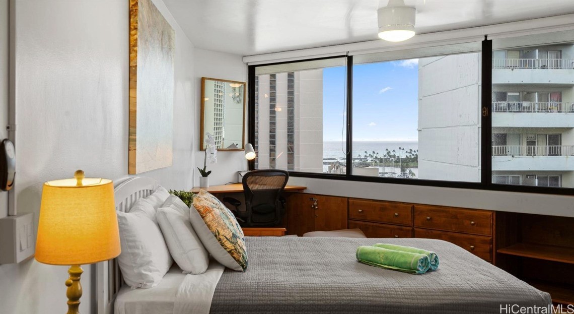 1700 Ala Moana Boulevard 1501