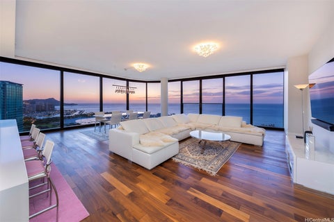 Photo of 1108 Auahi Street #3300, Honolulu, HI 96814 (MLS # 202618663)