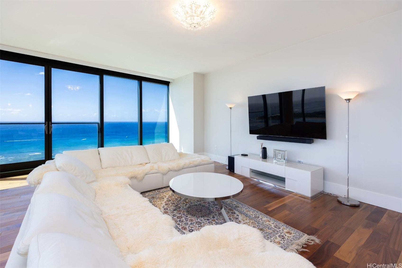 1108 Auahi Street 3300
