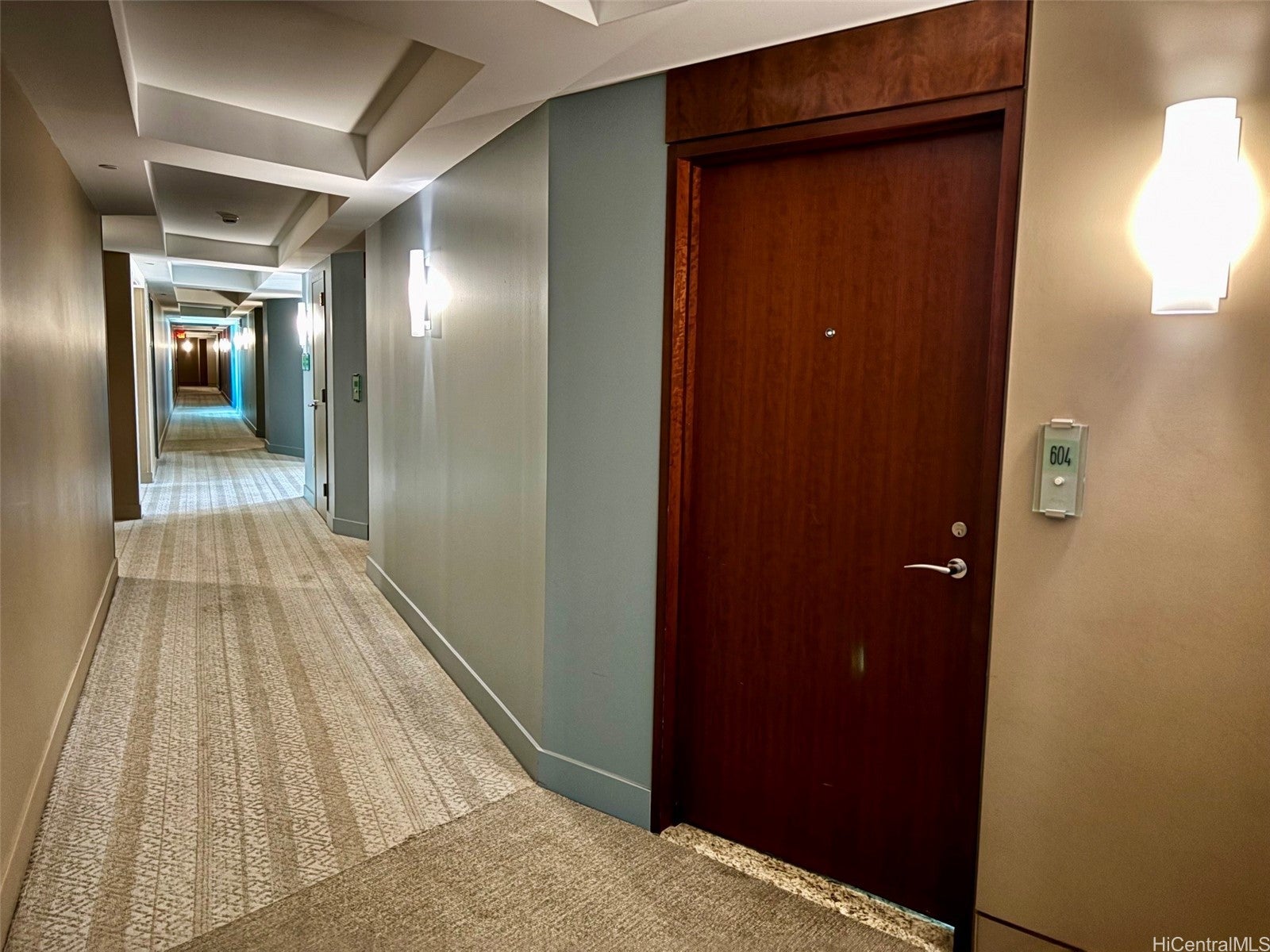 1177 Queen Street 604