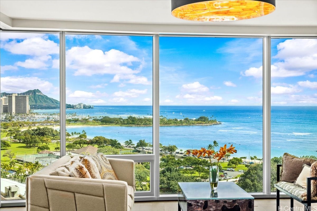 1118 Ala Moana Boulevard 1606