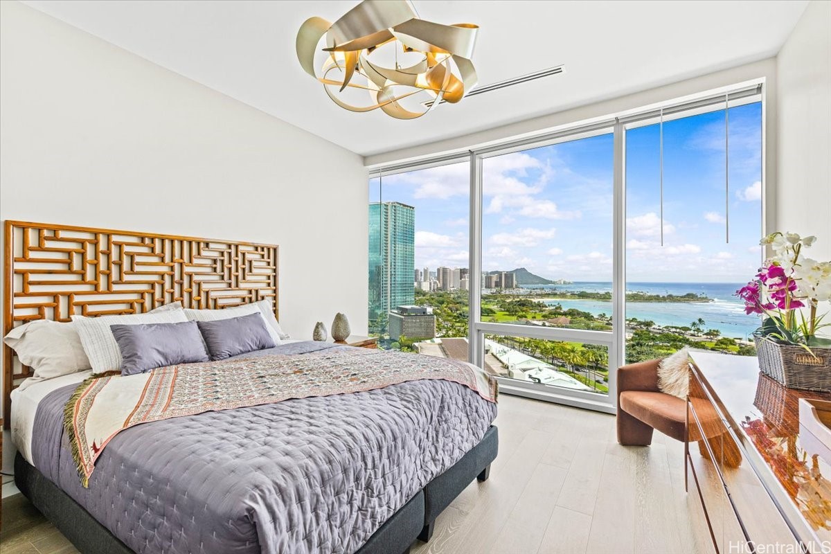 1118 Ala Moana Boulevard 1606