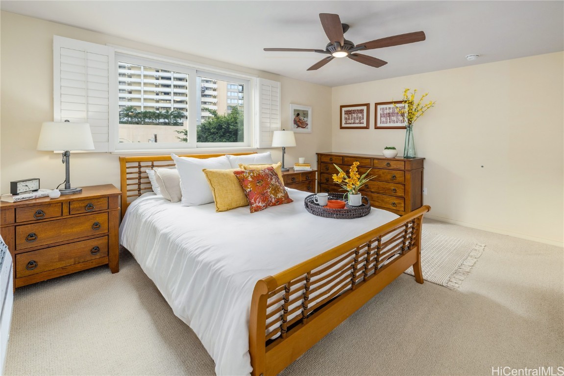 1820 Kaioo Drive A402