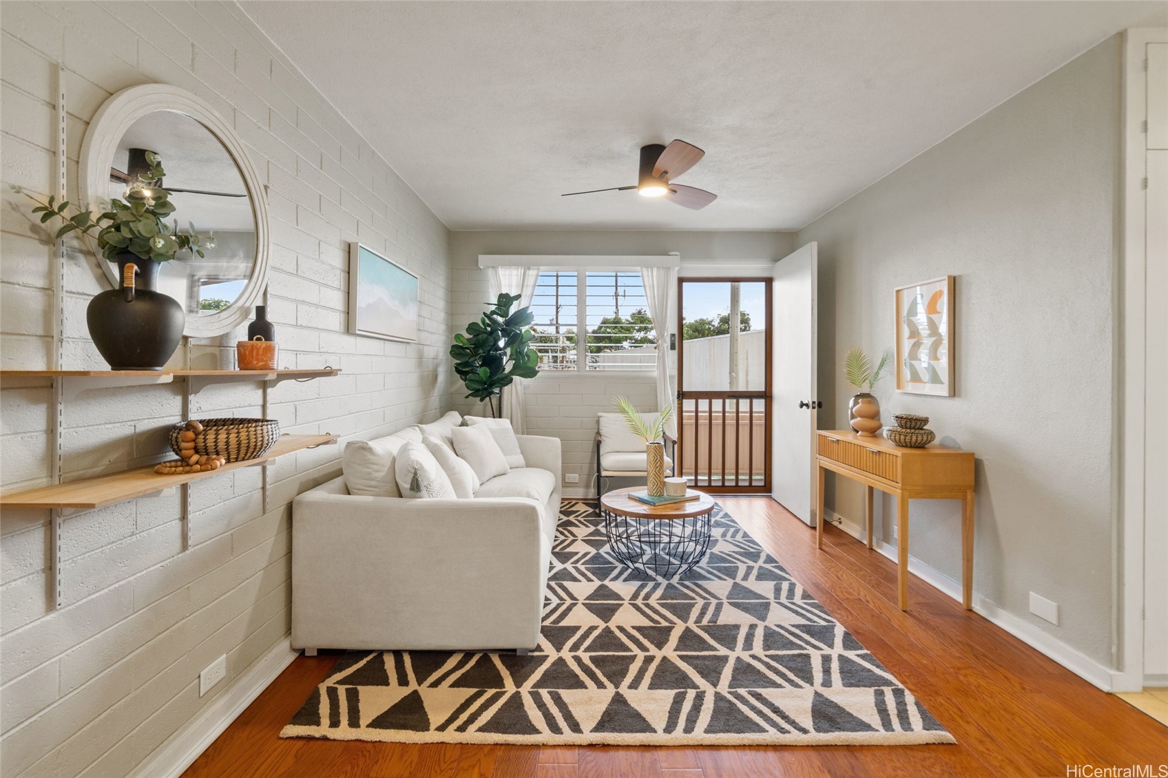 75 Kihapai Street 10