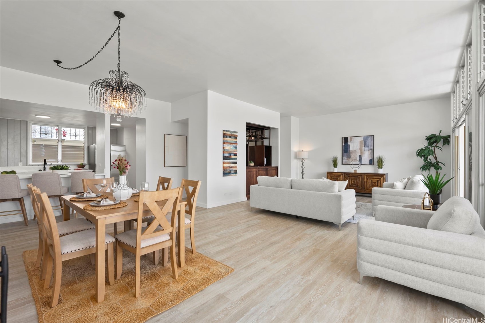 500 University Avenue PH6