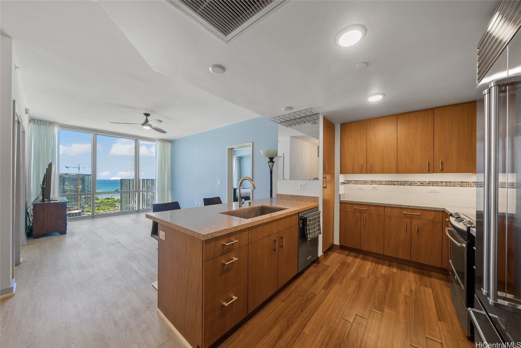 555 South Street 4202