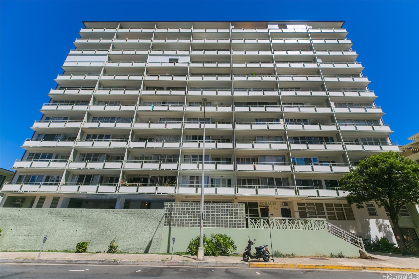 445 Kaiolu Street 1002