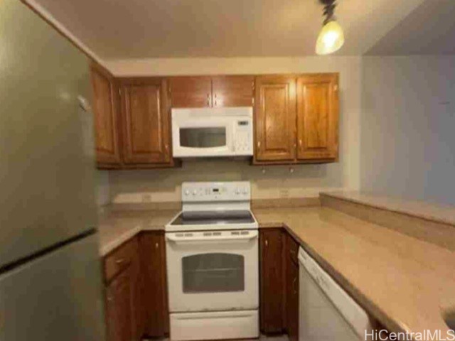 555 Hahaione Street 6D
