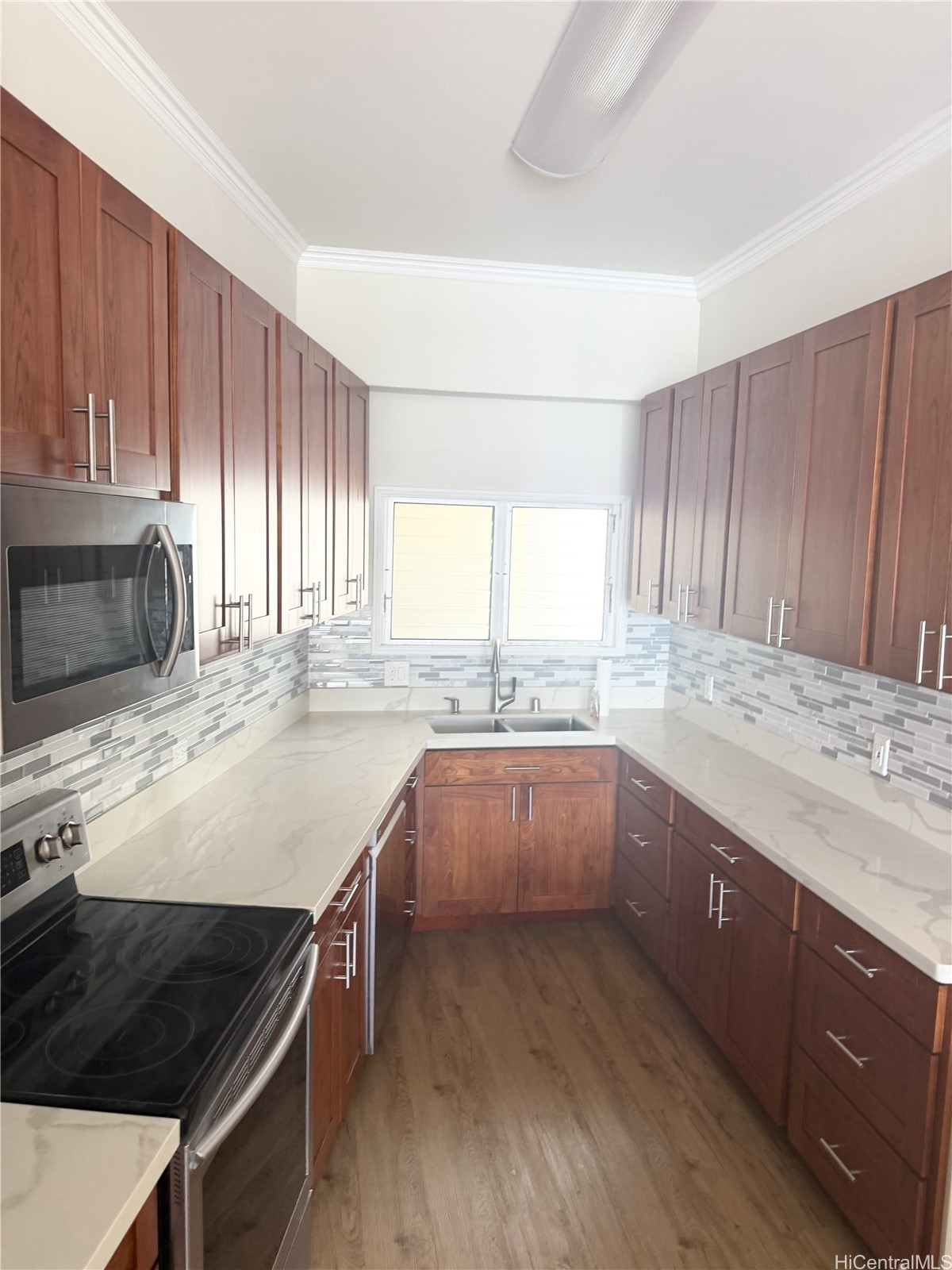 469 Ena Road 2103