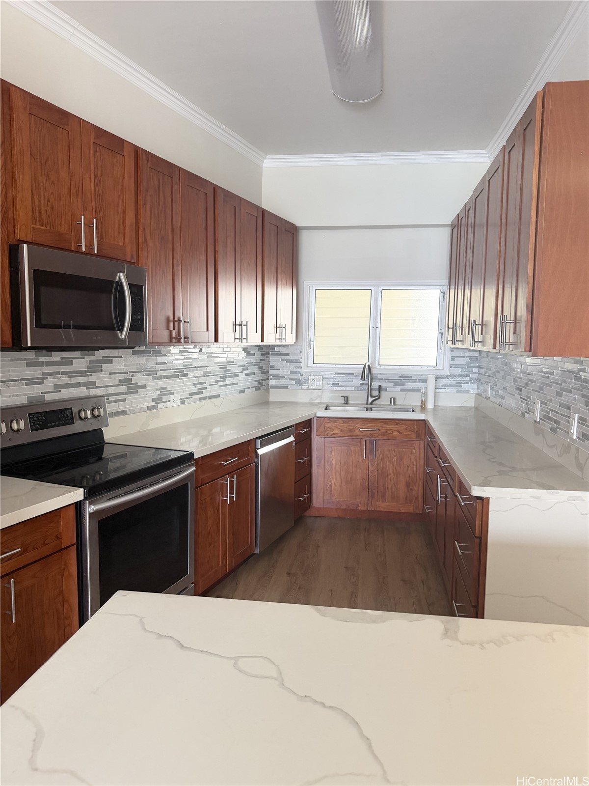 469 Ena Road 2103