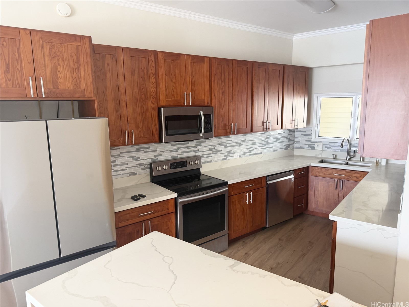 469 Ena Road 2103