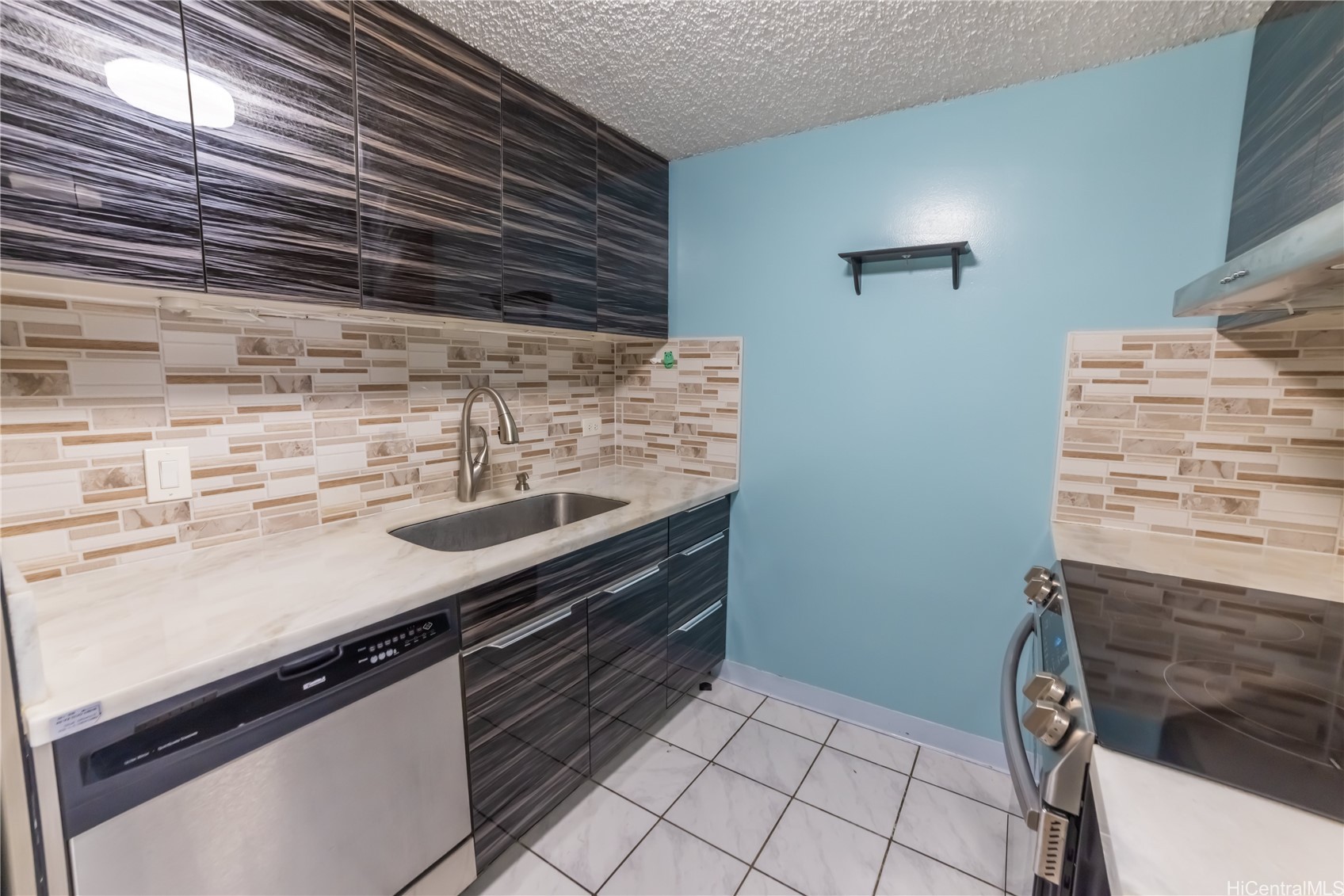 2334 Kapiolani Boulevard 201