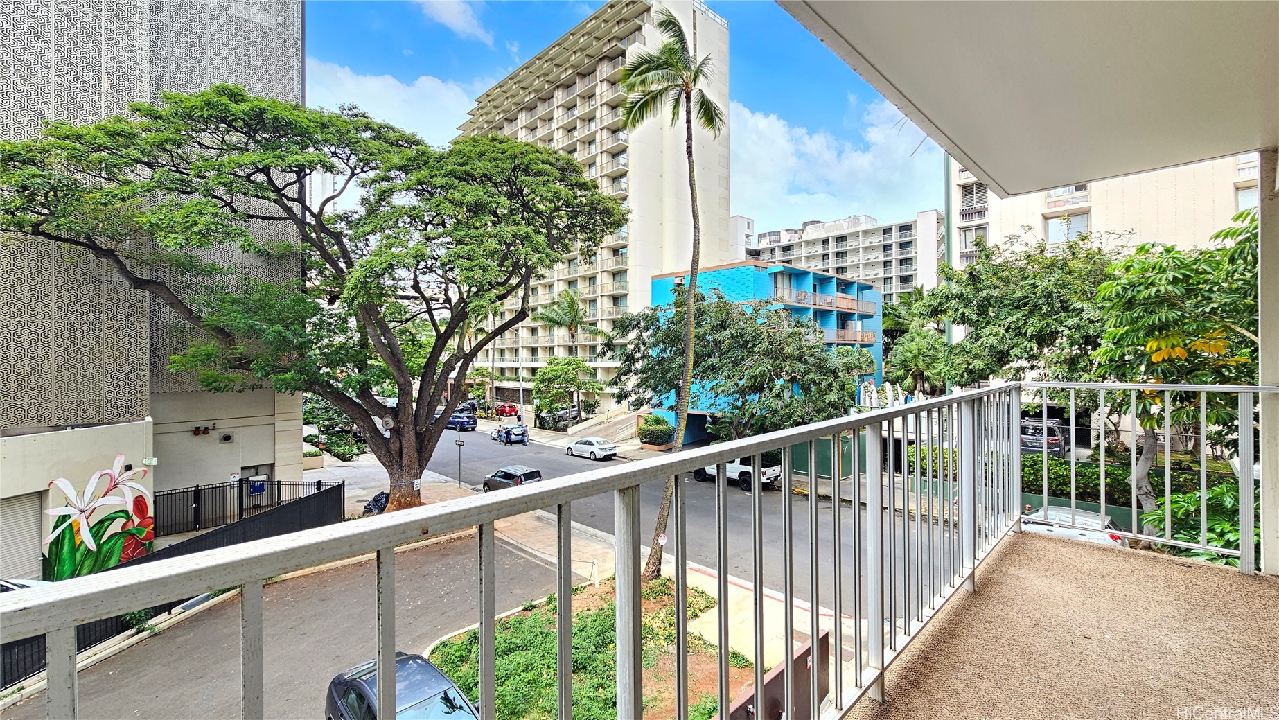 435 Walina Street 203