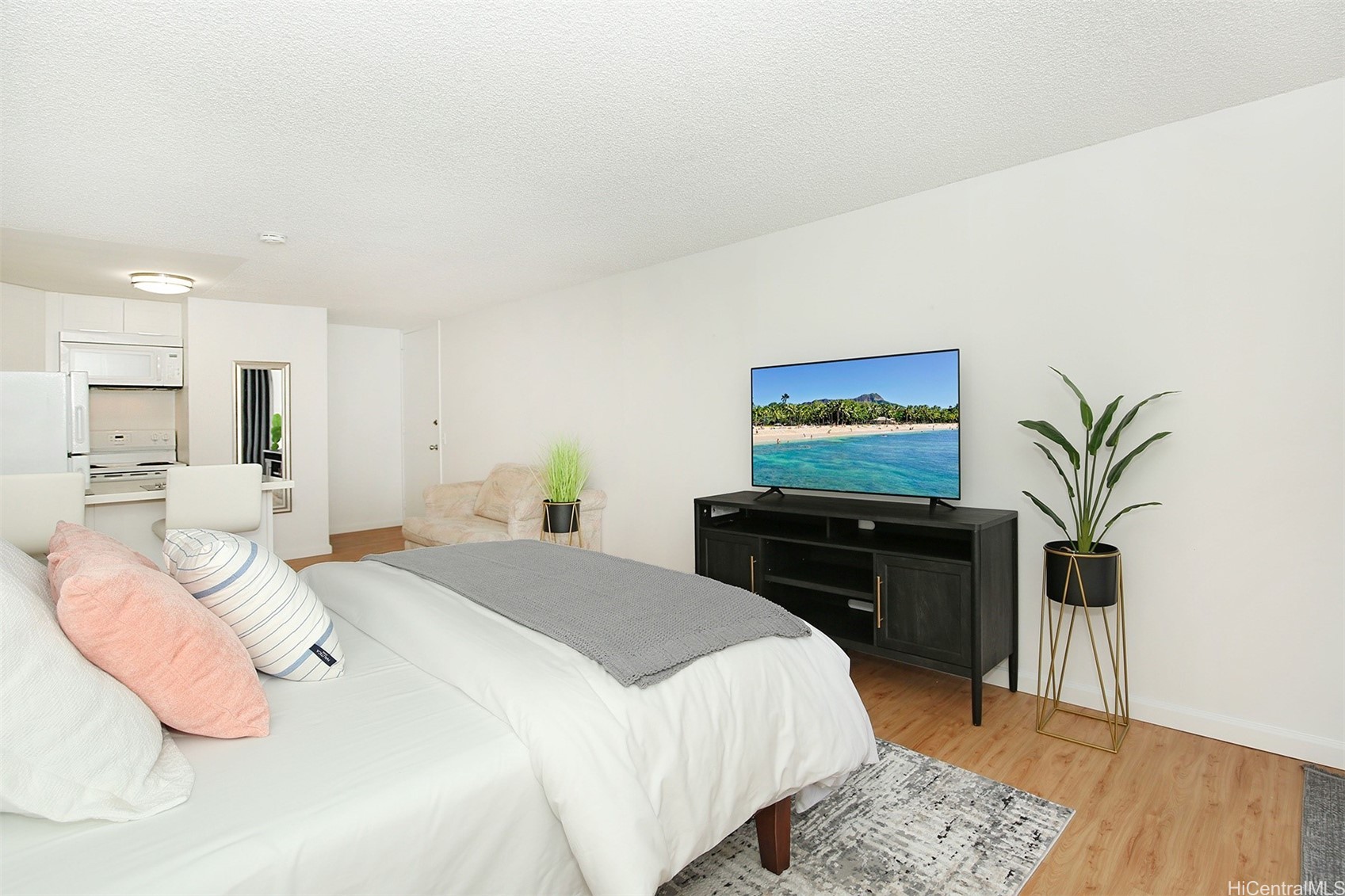 2572 Lemon Road 601