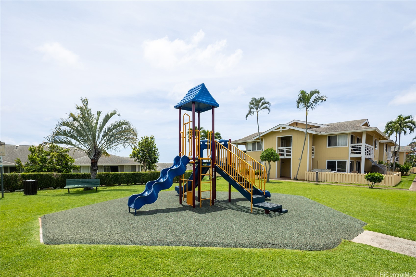 Kulana Knolls 2 Condominium