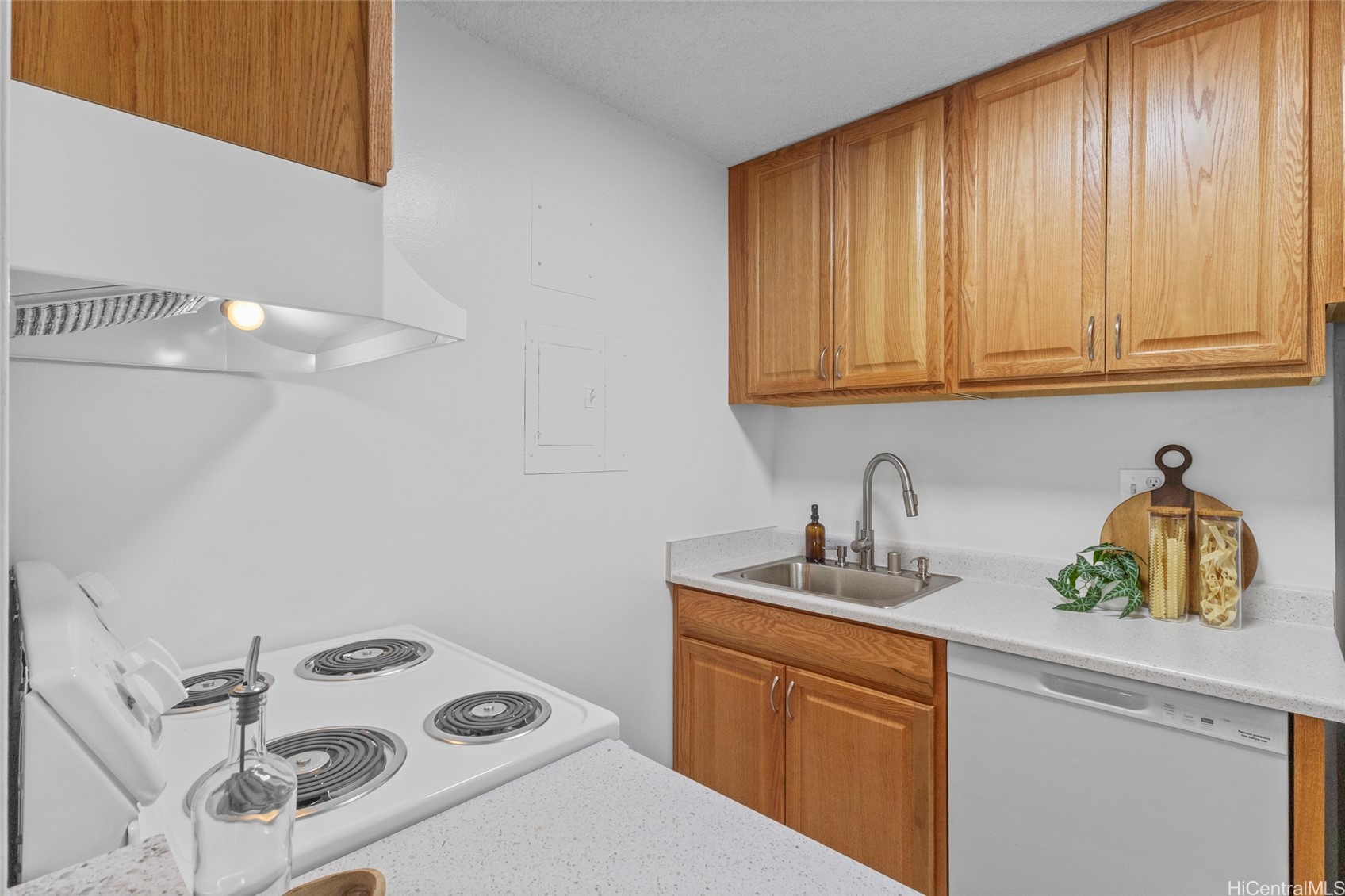 98-1038 Moanalua Road APT 7/101