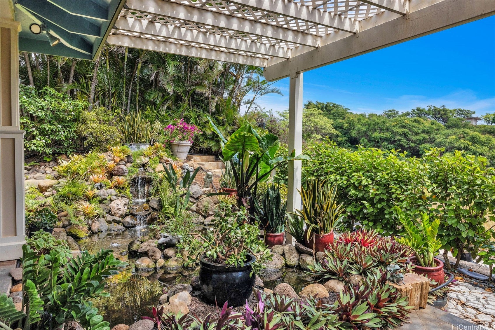 25 Kamalei Circle