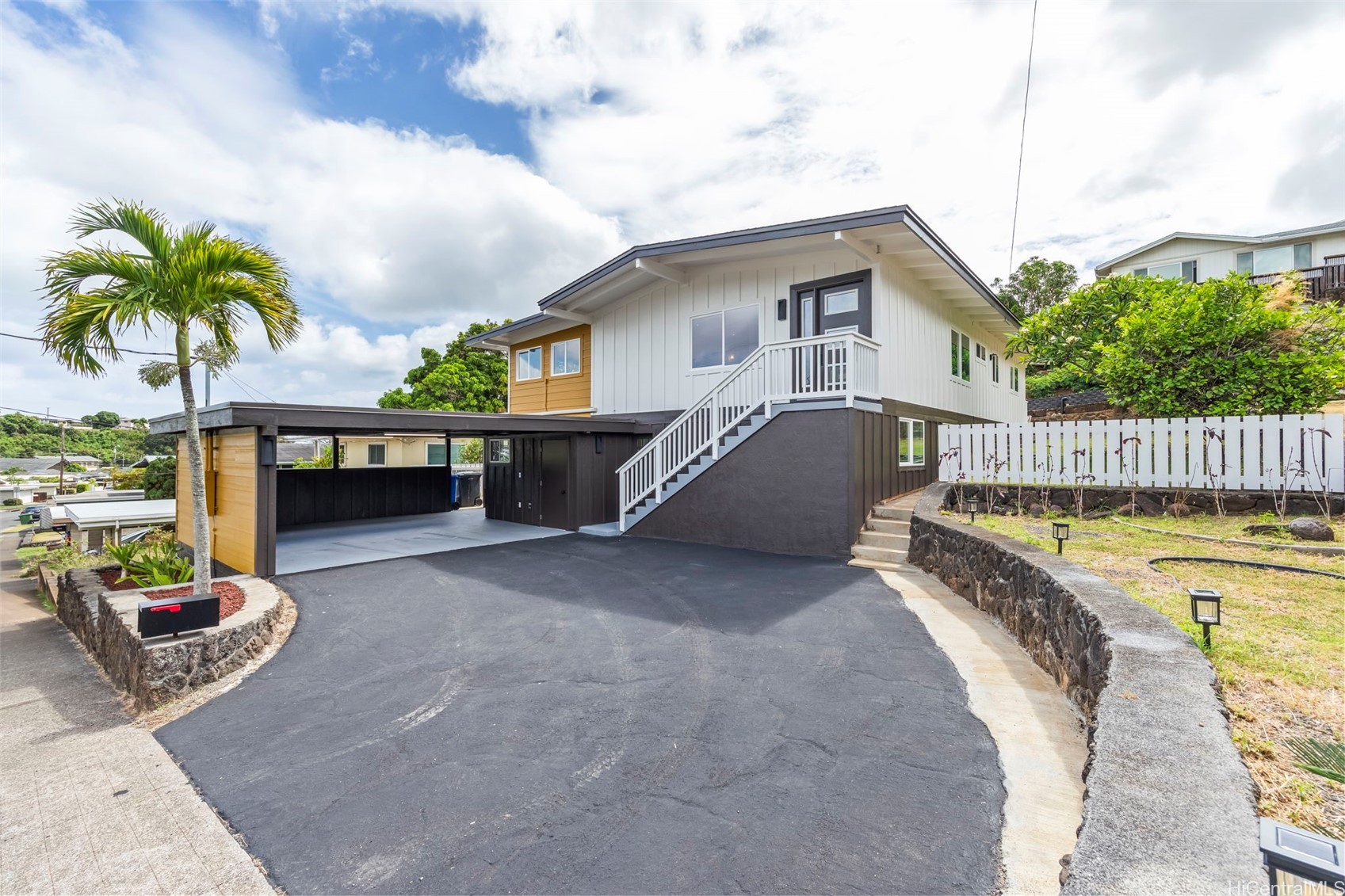 1468 Onipaa Street