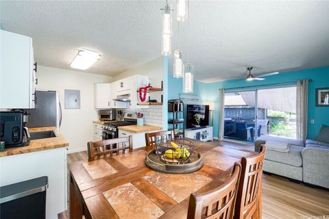 91-1229 Puamaeole Street 25C Ewa Beach HI 96706