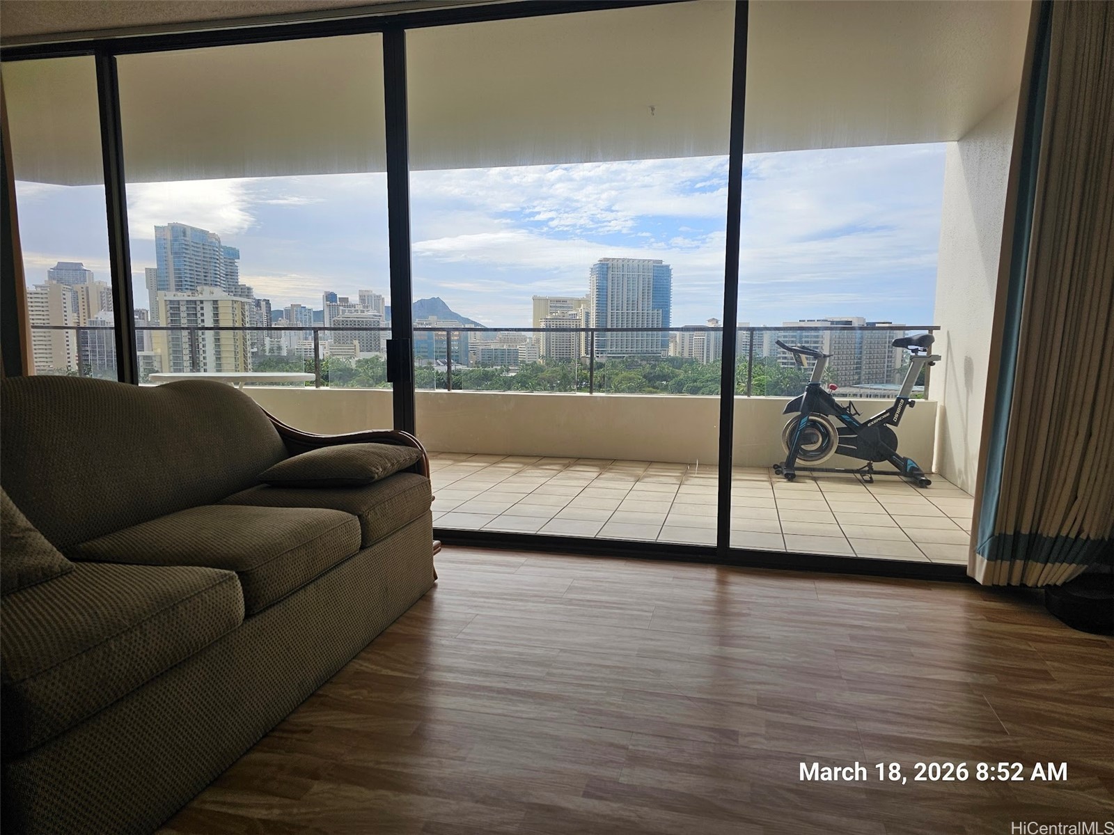 1910 Ala Moana Boulevard 14C