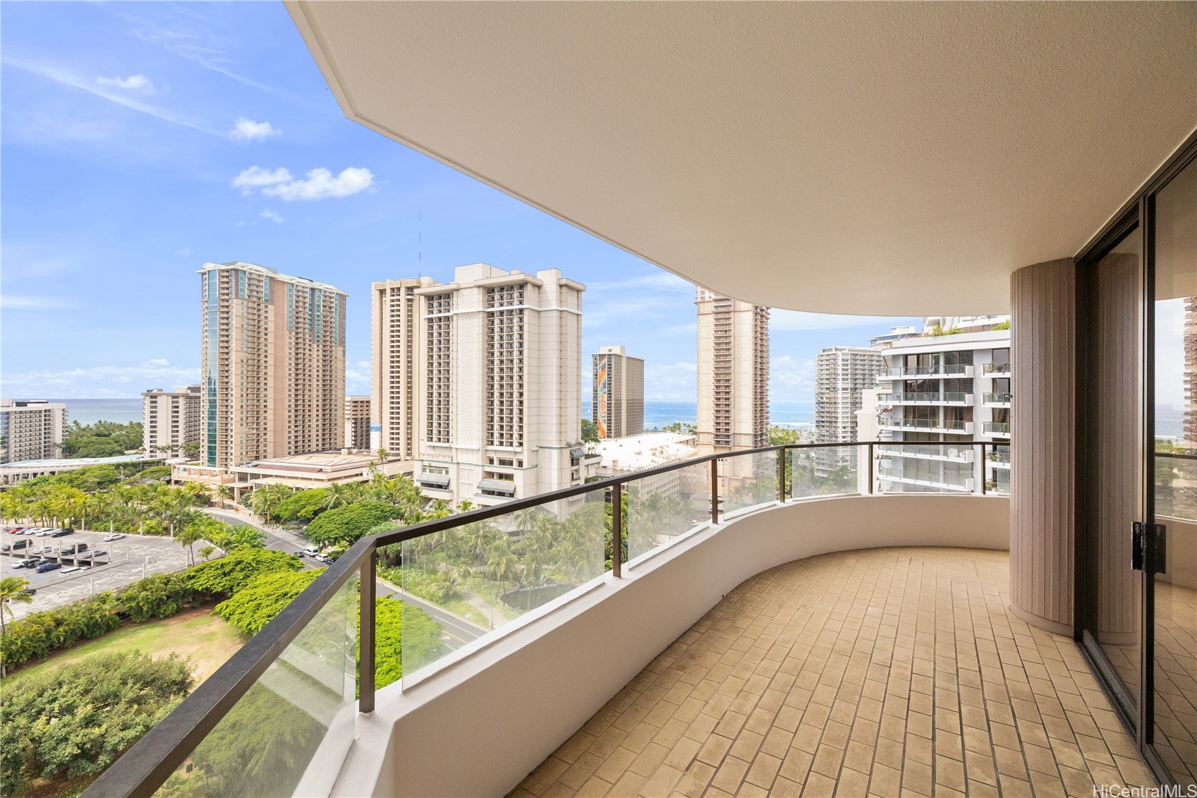 1910 Ala Moana Boulevard 19A