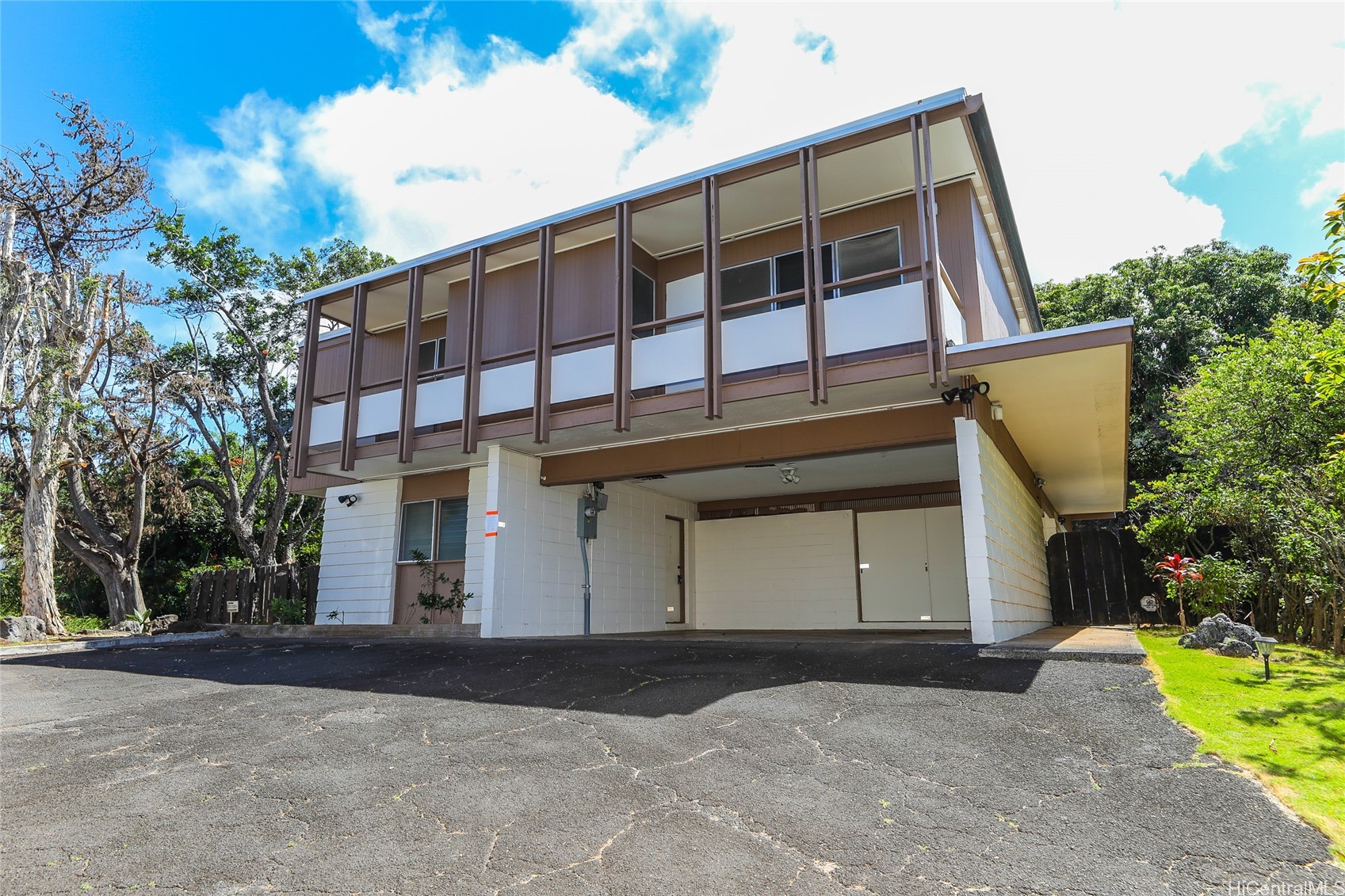 1944 D Ualakaa Street