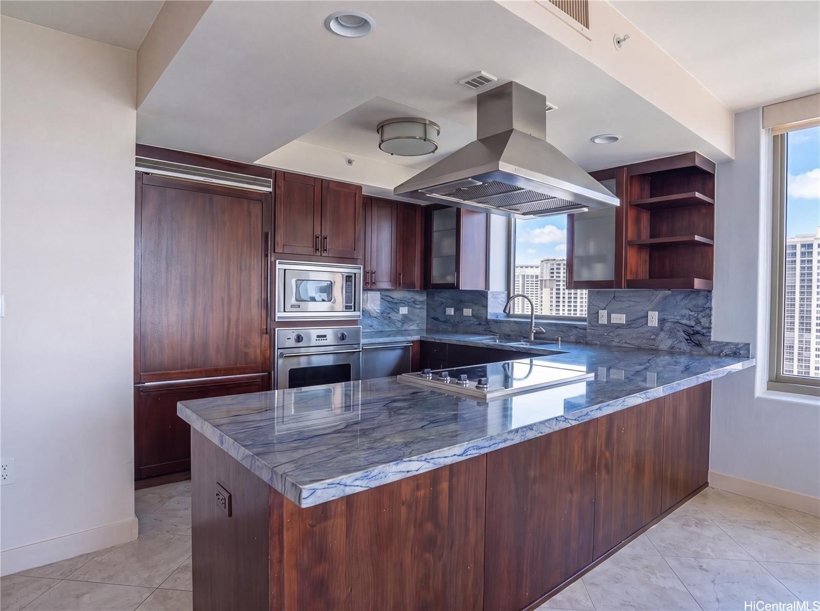 1551 Ala Wai Boulevard 2906