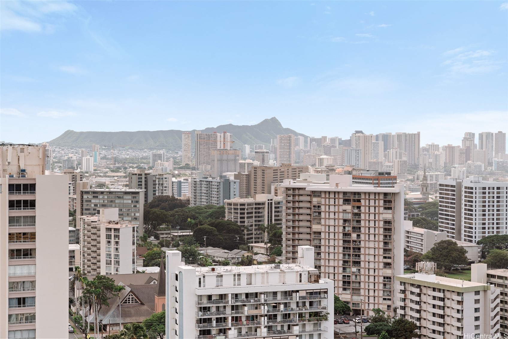 1717 Mott Smith Drive 2403