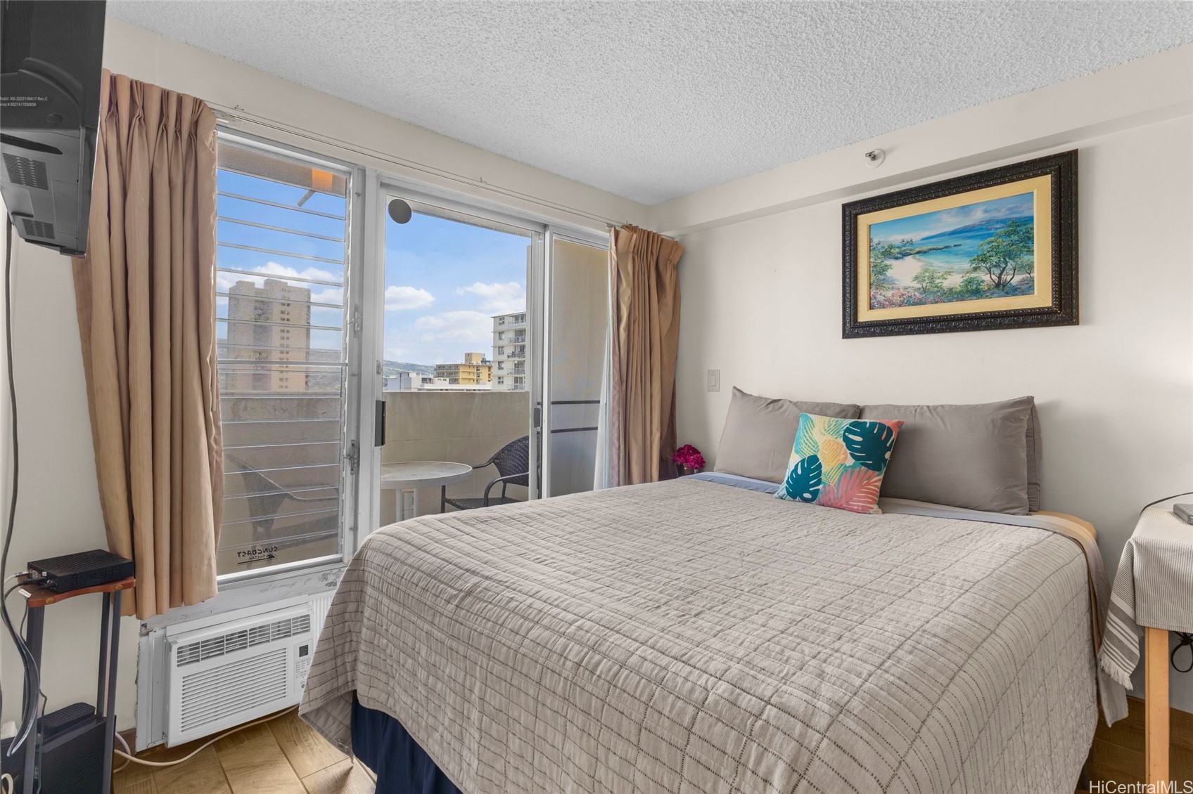 2463 Kuhio Avenue 1010