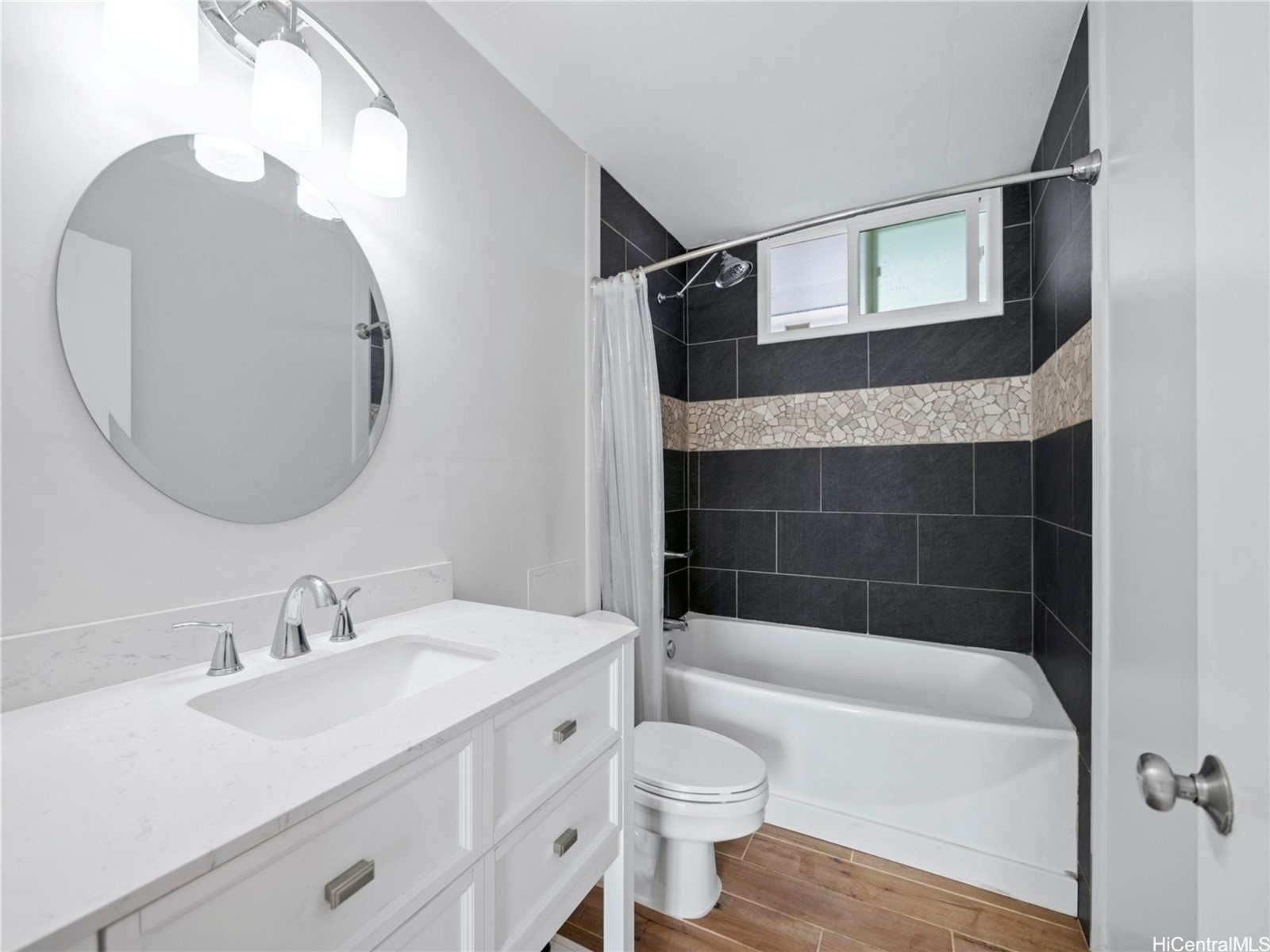95-061 Waikalani Drive D 1002