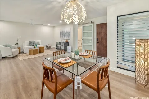 MLS: 202505454