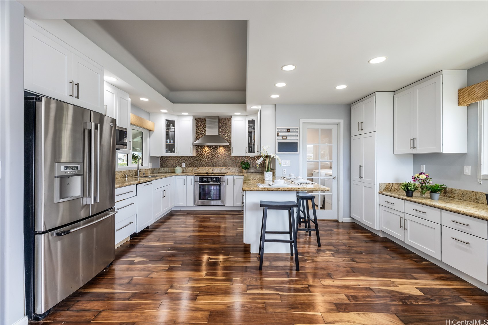 1048 Kaupaku Place