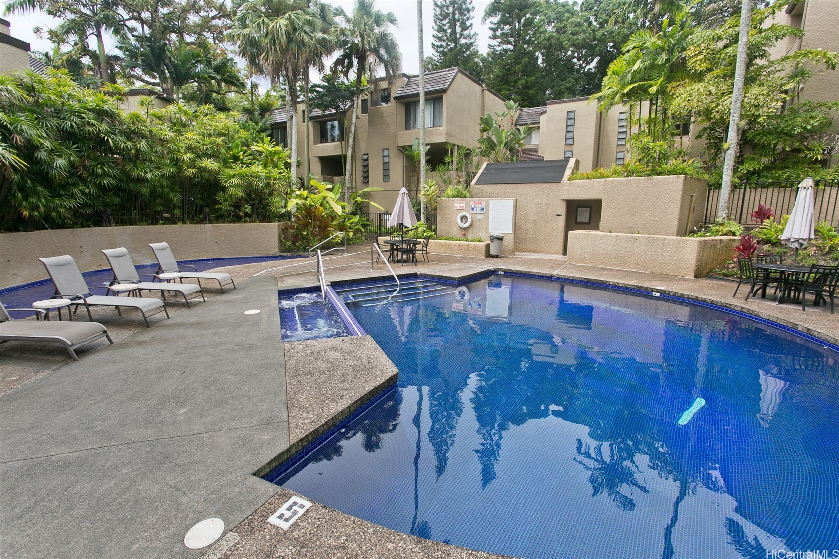 Eden At Haiku Woods A Condominium