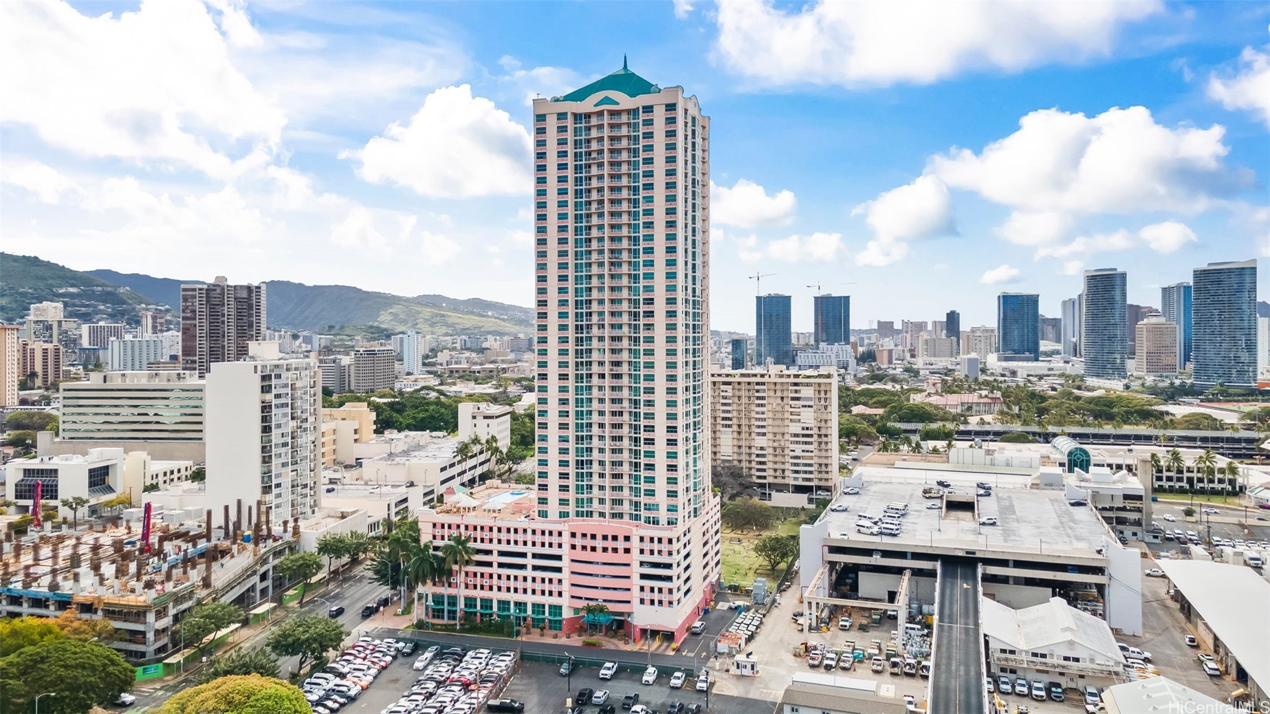 One Archer Lane Condominium