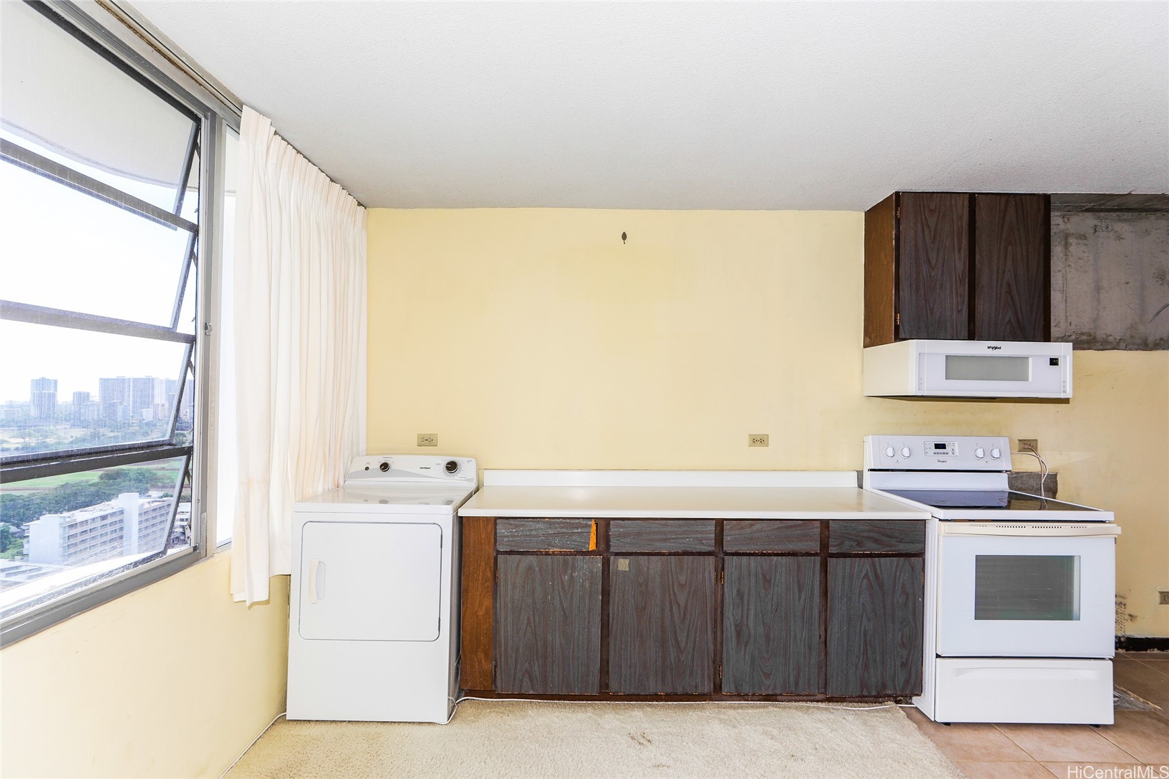 2825 S King Street 2003