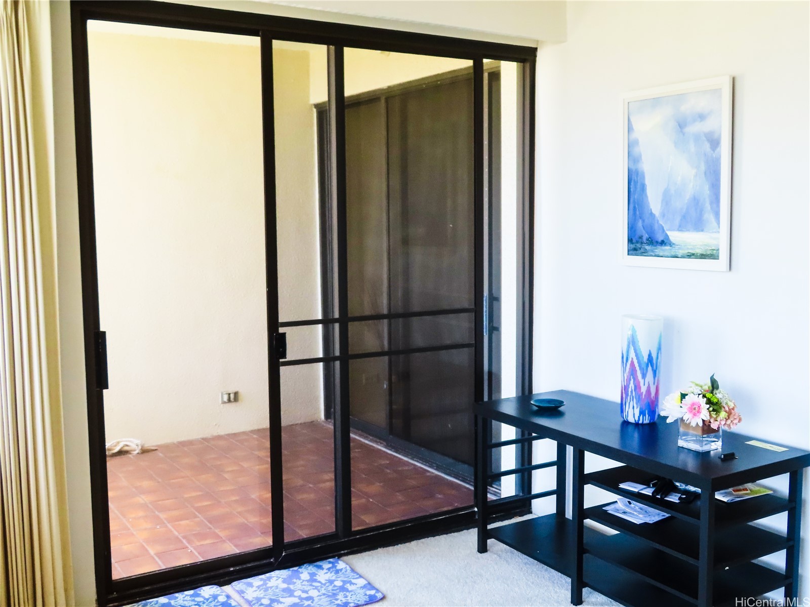 555 Hahaione Street 12D