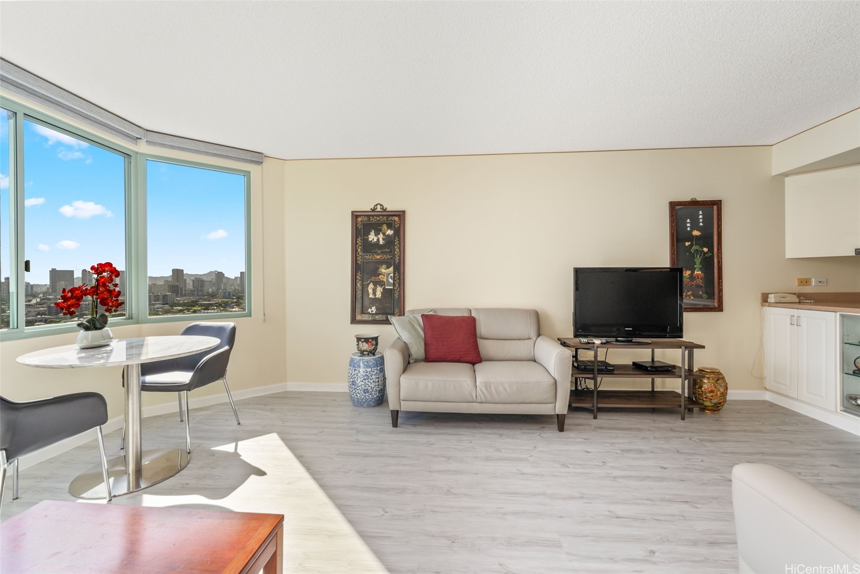 1314 Kalakaua Avenue 1407