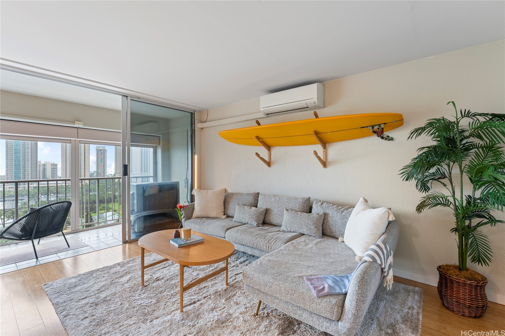 430 Keoniana Street 1204