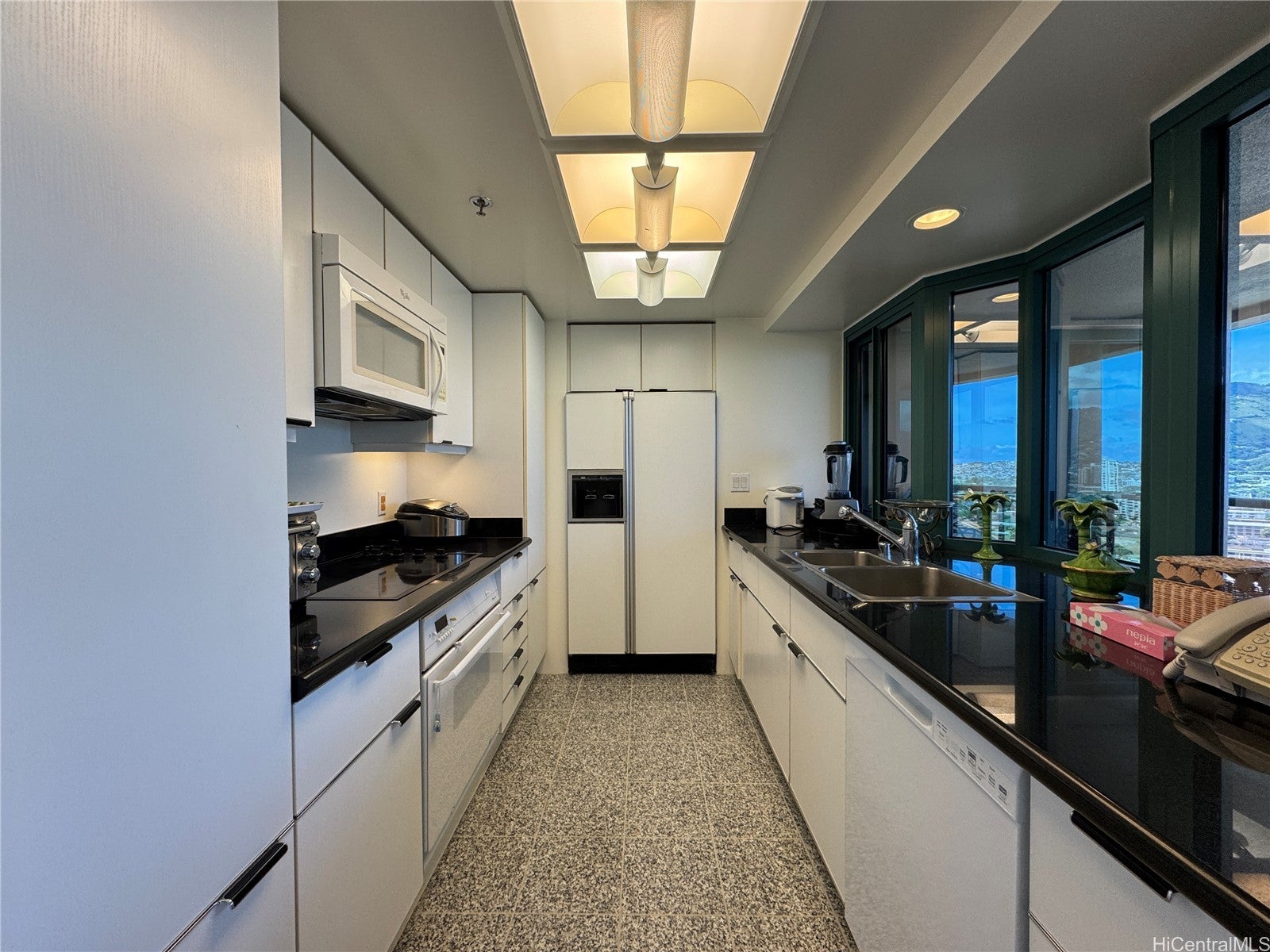 1888 Kalakaua Avenue 2401