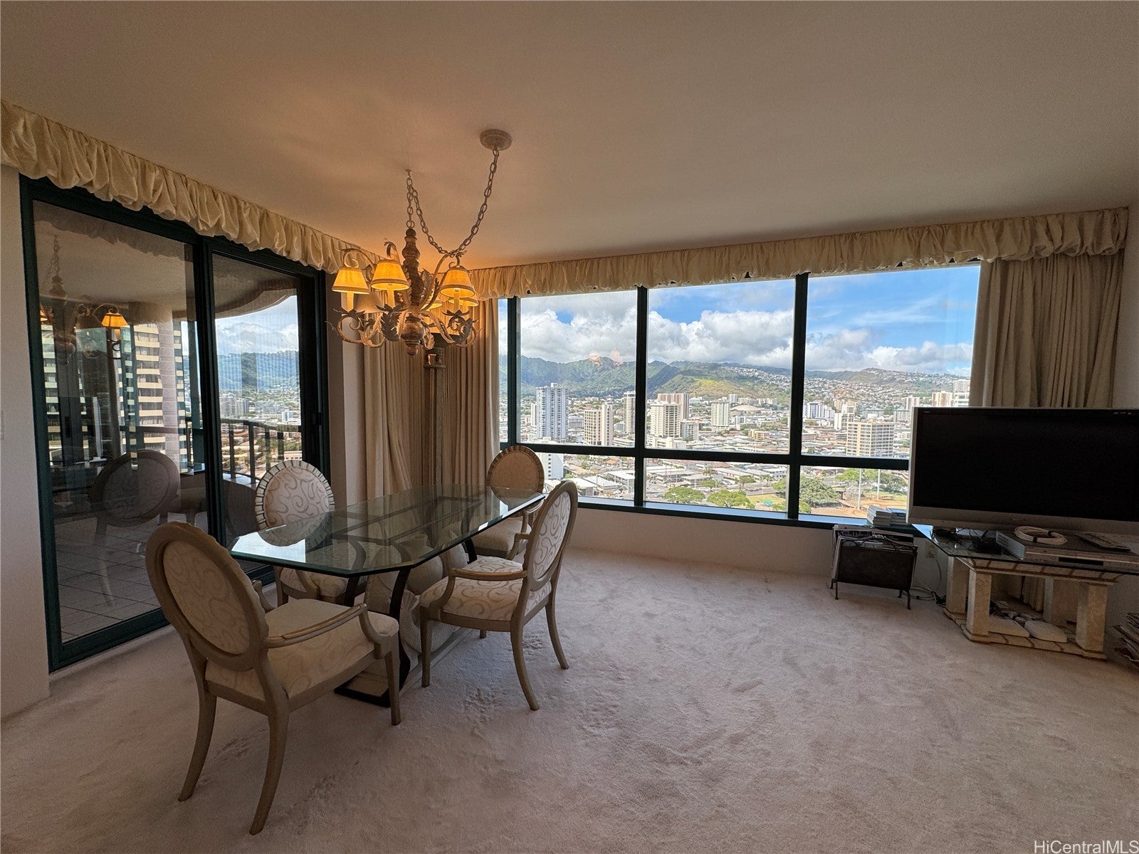 1888 Kalakaua Avenue 2401