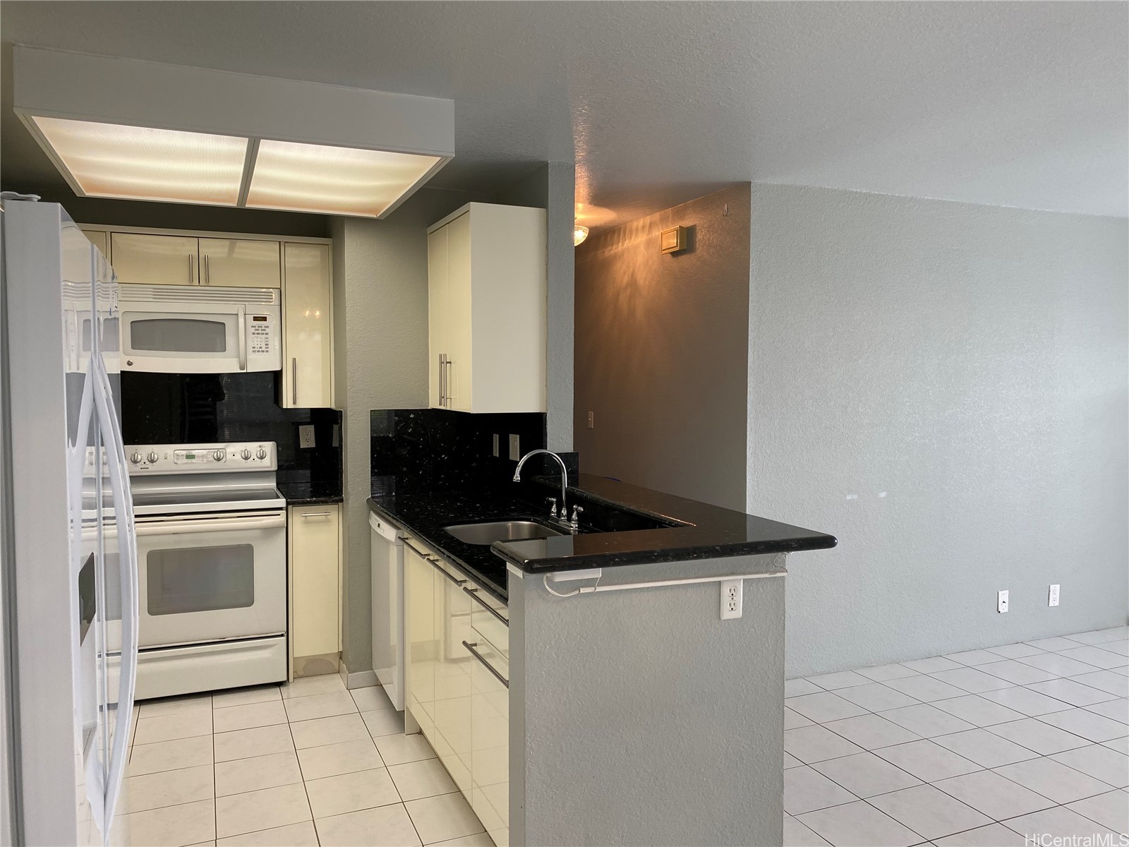 605 Mananai Place 25A