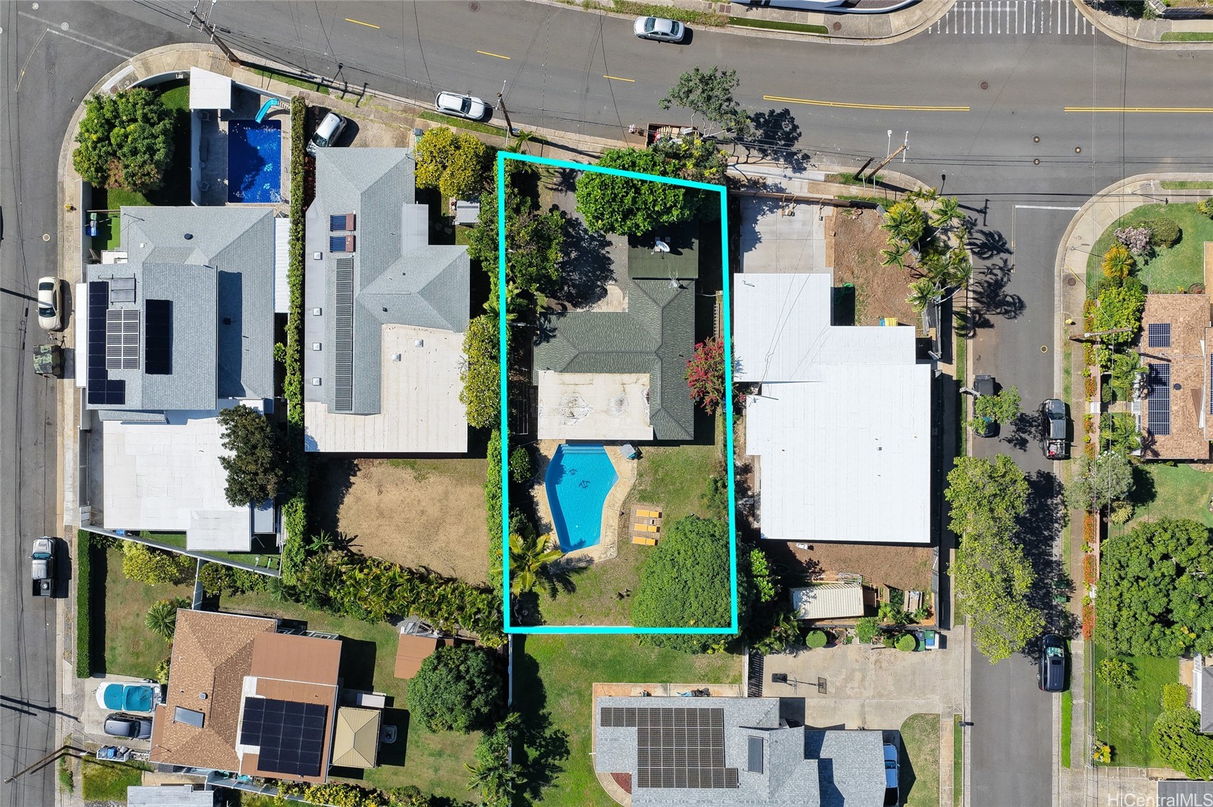 215 Halemaumau Street