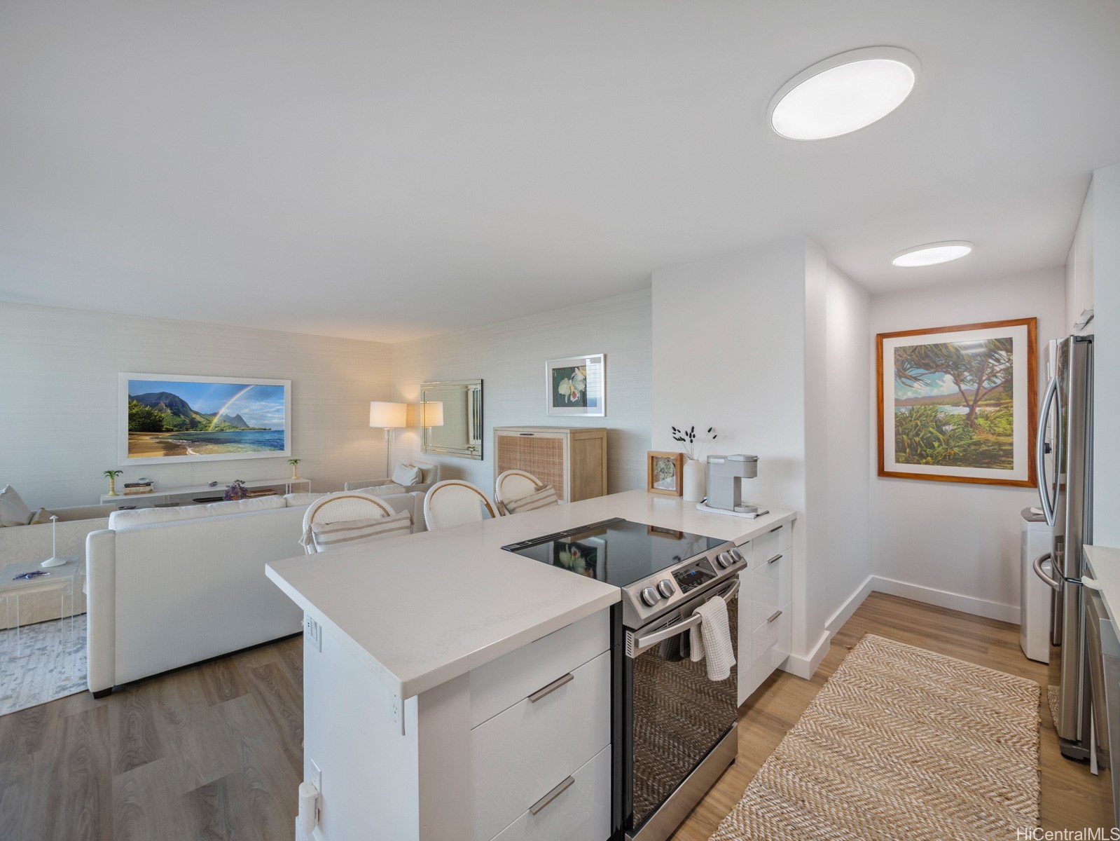 2600 Pualani Way 2904