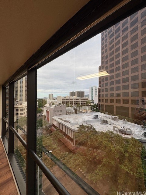 1088 Bishop Street 712