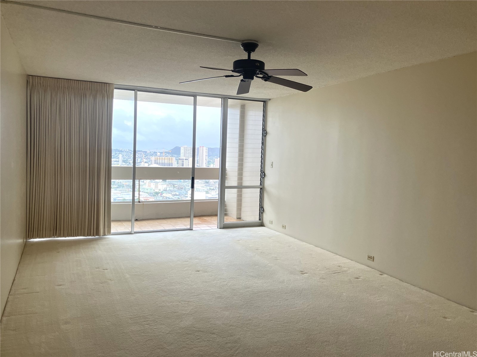 1212 Punahou Street 2903