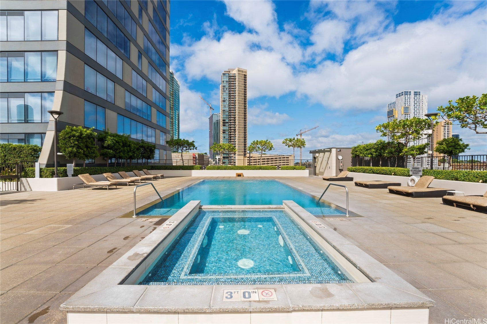 1009 Kapiolani Boulevard 3404