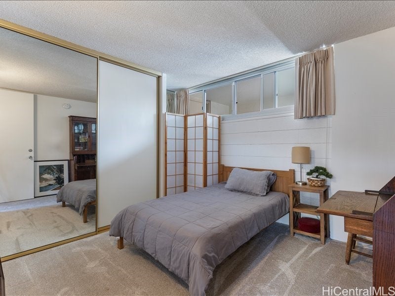 1634 Makiki Street 205