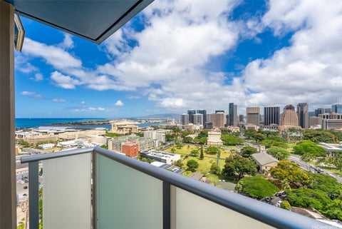 Photo of 801 South Street #2512, Honolulu, HI 96813 (MLS # 202618697)